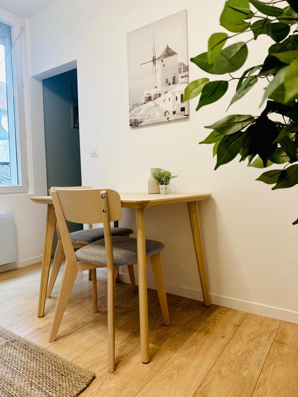Un Appartement En Centre Ville , A 2 Pas Du Chateau De Villers Cotterets Extérieur photo